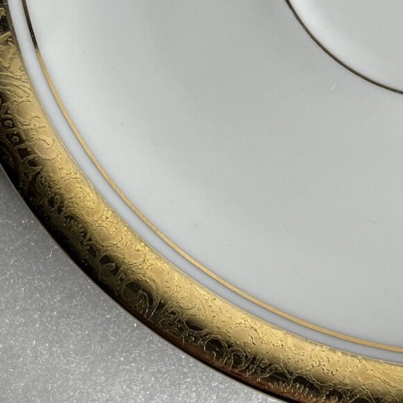 Kunst Kronach Bavaria Espresso Cups and Saucers Ivory with Gold Trim Set 2 - Picture 8 of 9